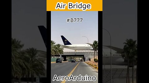 Insanely Massive Saudi Airlines #Boeing #B777 Passing Over Cars Bridge #Aviation #Fly #AeroArduino