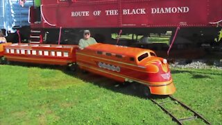 Buffalo police attempting to locate stolen trailer with Railmaster Antique train inside