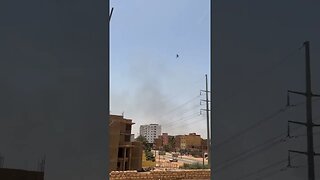 Sudanese Airforce firing missile attacking Rebel strongholds South of Khartoum 🔥