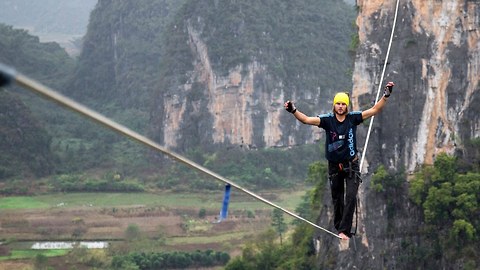 World Record Highline Crossing: Daredevil's 375m Highline