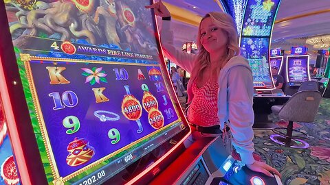 She Tested This Slot At Park MGM Las Vegas!