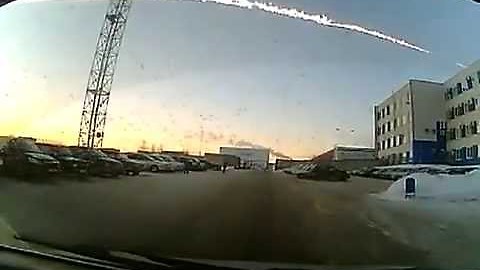 Dash Cam of Meteor in Strike in Chelyabinsk