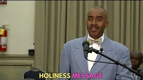 Pastor Gino Jennings- Everybody has to preach the same thing