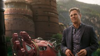 'Avengers' Star Mark Ruffalo Congratulates 'Black Panther'