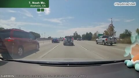 North American Car Driving Fails Compilation - 488 [Dashcam & Crash Compilation]