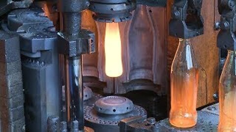 INSANE MANUFACTURING OF GLASS BOTTLES EVERYONE SHOULD SEE 😱