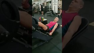 Seated Leg Press Adductors Andre