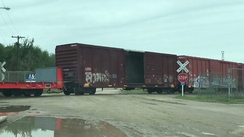 45 Ton shoving some freshly painted ballast hoppers near the Esky shop