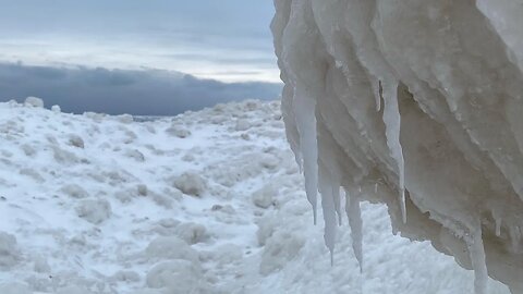 DANGEROUS TERRAIN- PANCAKE ICE and other ice formations on Lake Michigan! -Great Lakes Weather