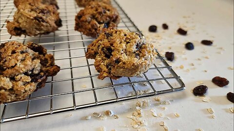 How to Make Soft and Chewy Oatmeal Raisin Cookies - Delicious and Satisfying - The Hillbilly Kitchen