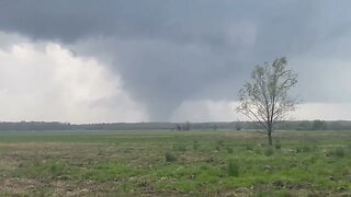 Large Tornado on the ground at 2:48 in Furlow