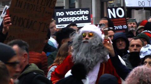 SANTA CLAUS WANTS FREEDOM #worldwidefreedomrally