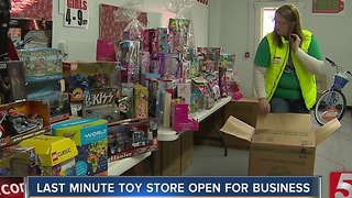 Nashville's Last Minute Toy Store Opens for Business