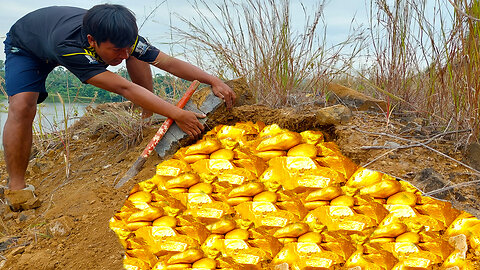 amazing day! a gold miner found a lot of gold under stone at mountain million years