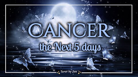 CANCER / WEEKLY TAROT - You're being guided to keep going because this will lead to success! Don't lose faith!