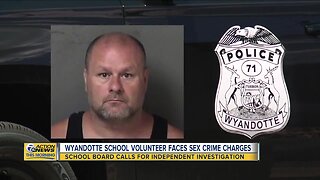 Wyandotte School volunteer faces sex crime charges
