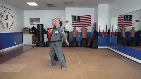 An example of the American Kenpo technique Piercing Lance