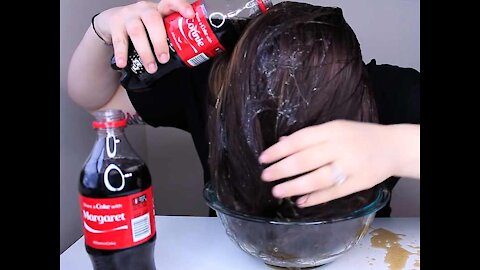 This is why you should wash your hair with cola