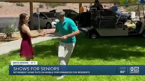 Retirement home organizes performances for seniors