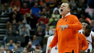 March Madness 3/16 Preview: Who Should You Back In Illinois (+1.5) Vs. Arkansas?