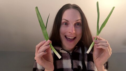 Two Raw Green Onion / Scallion Challenge | Food Frenzy Friday