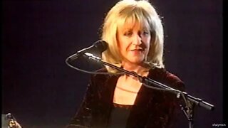 Fleetwood Mac : Don't Stop (RIP Christine McVie) Live Brits 1998