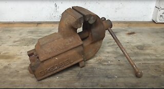 Restoration Of Rusty "Gressel" Deadlocked Vise