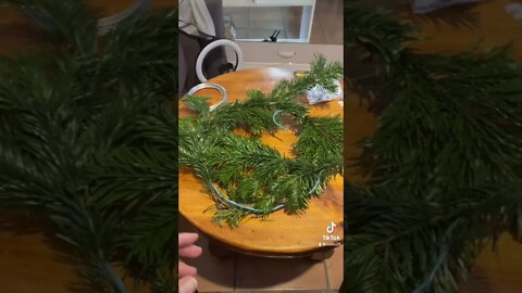 The Making of a Christmas Wreath at The Spain House