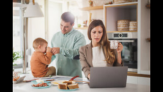 2 in 3 parents think their child’s behavior has changed because they spend more time online