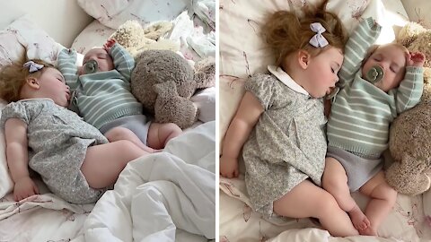 Adorable Sleeping Twins Will Leave You In Awe