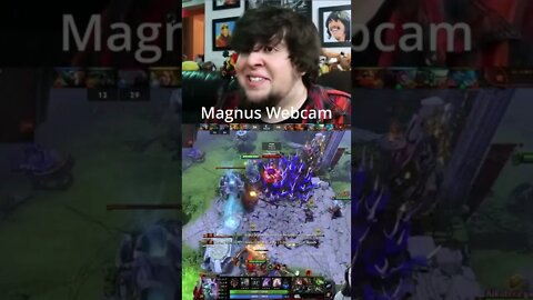 Magnus tomando insta Vyse