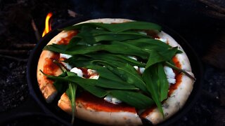 Wild Leek / Ramp Pizza. Foraging and Cooking ramps over a bushcraft campfire. Wild Recipe #shorts