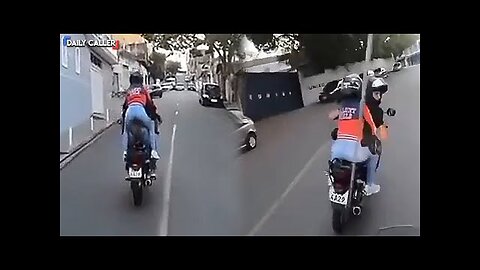 The Most Amazing Motorcycle Police Chase Ever