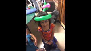 Simple balloon hat - a "bobber"