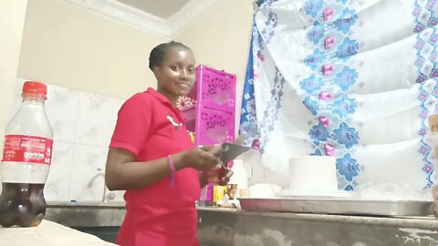 A day in my work life, decorating, Cakes#youtube #fyp #bake&cookwithgoldengirl#cook#bake#Tanzania