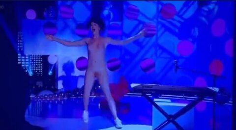 UNCENSORED: Trans comedian Jordan Gray strips naked and plays piano with penis on live tv