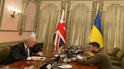 Boris visits Kiev for the photo op!