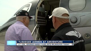Tuskegee Airmen arrive for Oshkosh's Airventure