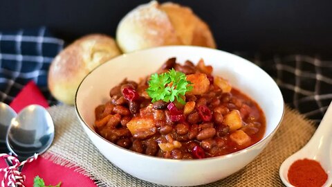 Homemade Chili Con Carne: Classic American Recipe for Cold Nights