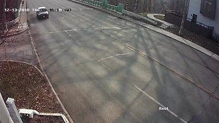 Man caught on video taking notes off Lorain Road bridge