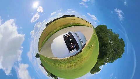 Iconic BMW 2500 E3 Drive Experience: Stunning 3rd Person Drone View
