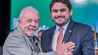 MINISTRO DE LULA É ACUSADO DE CONTRATAR FUNCIONÁRIOS FANTASMAS PAGOS COM DINHEIRO PÚBLICO