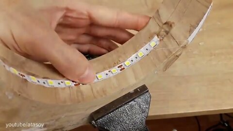 How to Make A Flowering Crescent Shaped Epoxy Resin Lamp