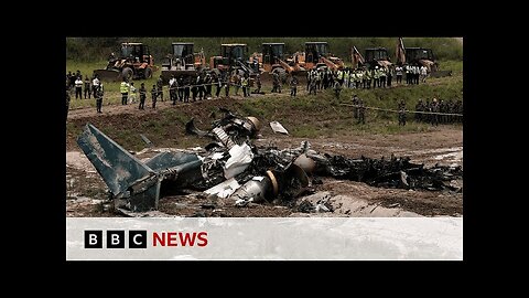 Nepal plane crash leaves at least 18 dead | BREAKING NEWS