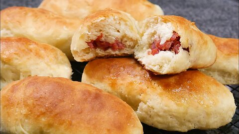 EASY SNACK IDEA!! Add cassava, egg, flour and sausage and be surprised by the result
