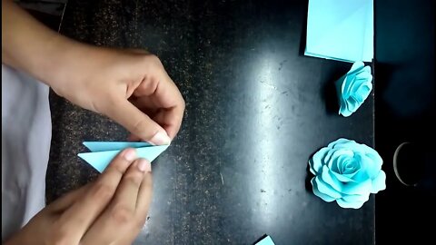 DIY How to make realistic and easy paper roses