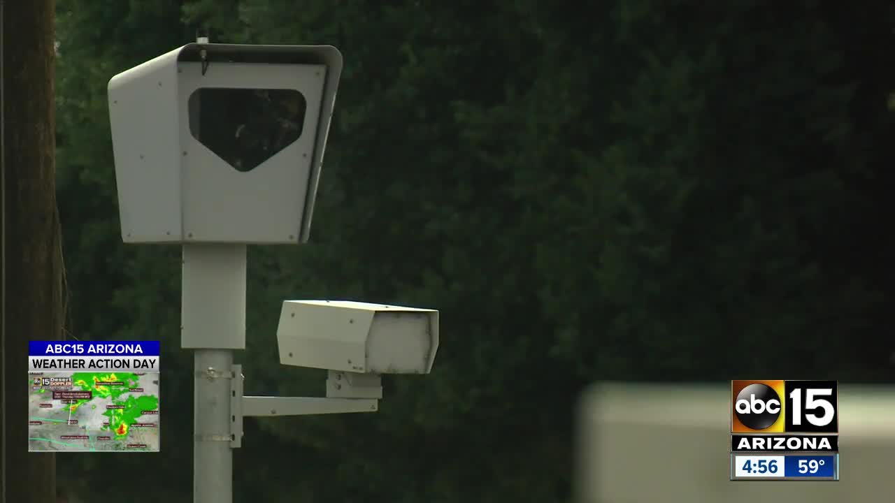 Phoenix City Council votes to end red light camera contract