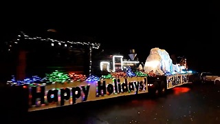 Incredibly Beautiful Christmas Lighted Truck Parade