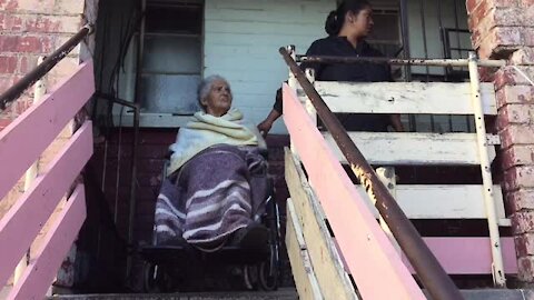 SOUTH AFRICA - Cape Town - Enid George remains stuck in her 3rd floor flat.(Video) (2gd)