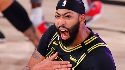 Anthony Davis Yelled "Kobe" After Nailing Game Winner In Game 2 v. Nuggets